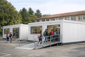 Aulas modulares: qué son, ventajas y cuándo convienen frente a la obra tradicional